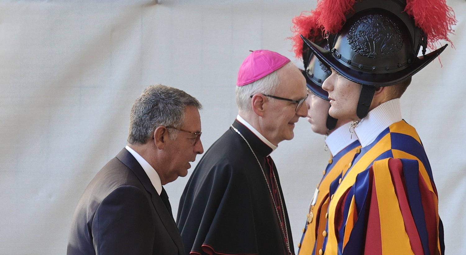 Seguro recebido a sós por Leão XIV no Vaticano durante 40 minutos