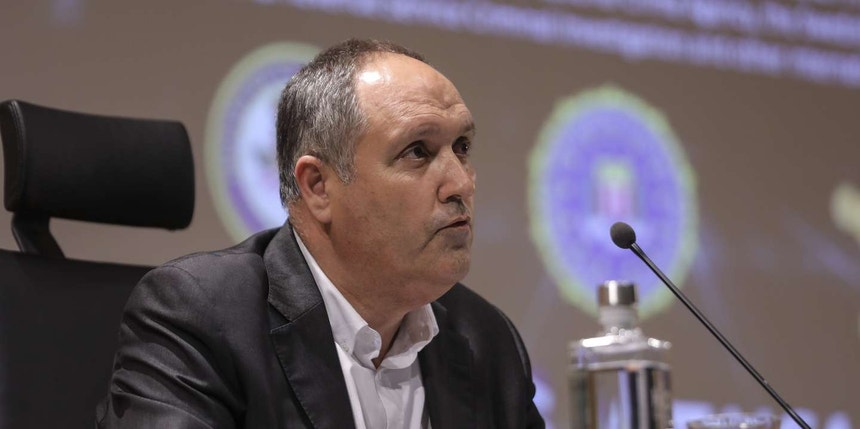 Diretor nacional da PJ mantém o que disse no julgamento de Rui Pinto e não pretende demitir-se