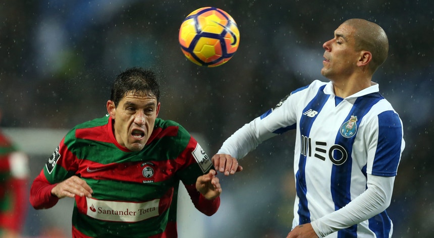 FC Porto e Marítimo preparam-se para mais um confronto que se prevê intenso
