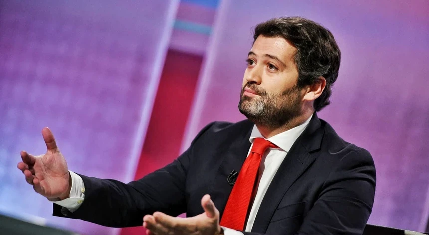 André Ventura recusa que esteja a voltar atrás na lei das rendas