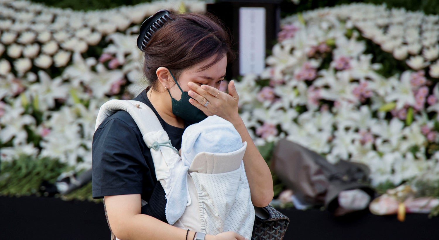 韓国のハロウィーンのスタンピードによる死者数は158人に増加