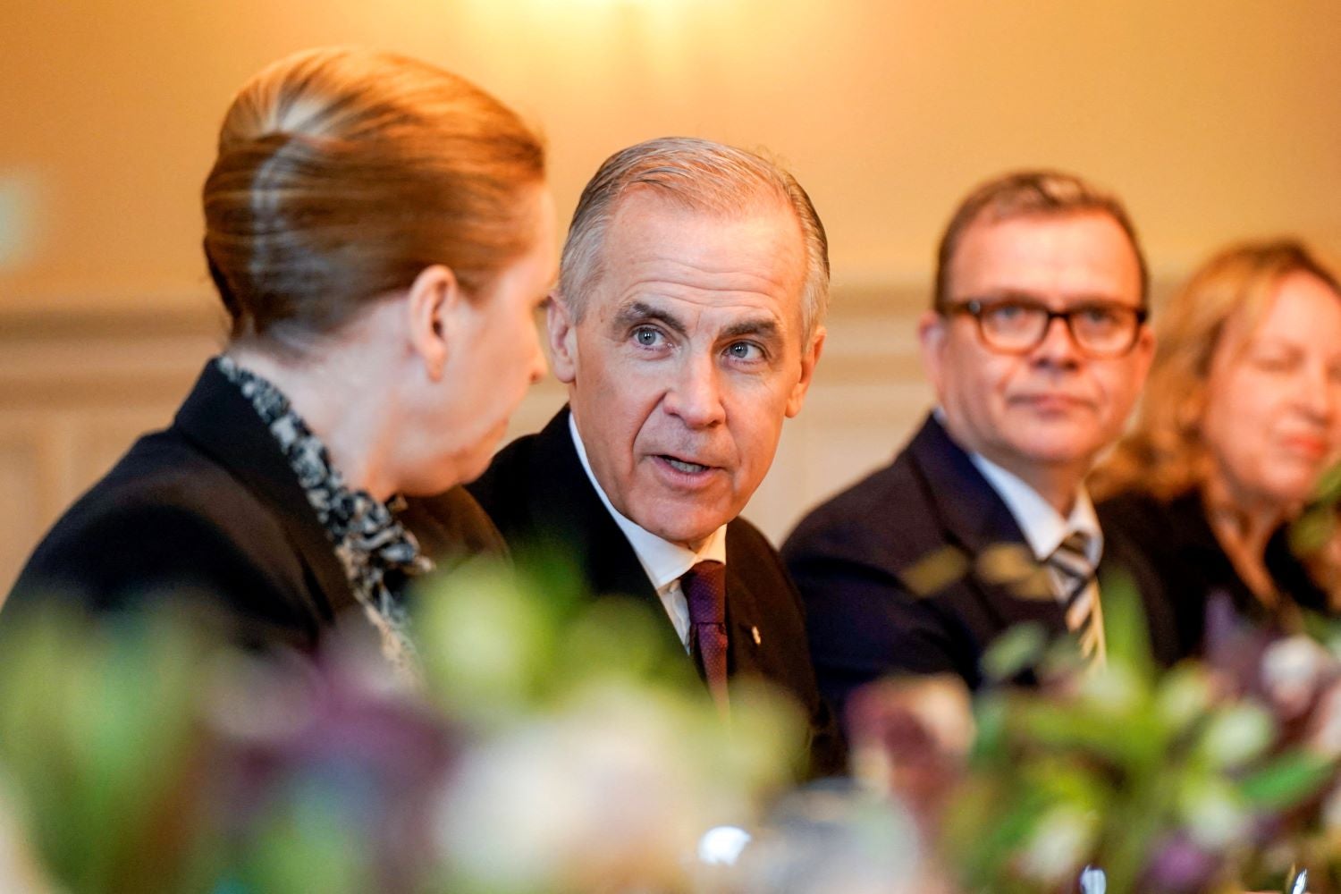 Países nórdicos e Canadá sublinham necessidade de proteger Ártico face à ameaça russa