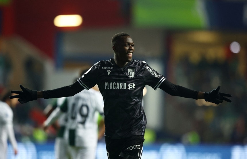 Dois golos nos descontos colocam Vitória de Guimarães na final da Taça da Liga