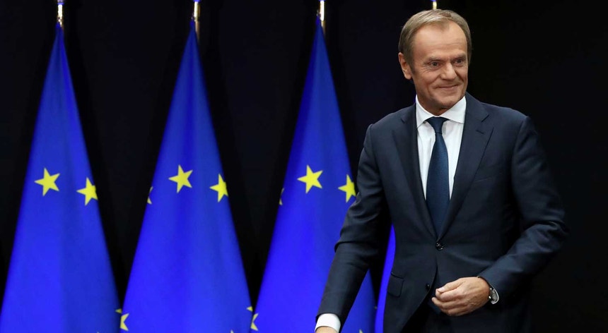 Tusk aproveitou para lançar críticas a Emmanuel Macron pela sua posição acerca da NATO
