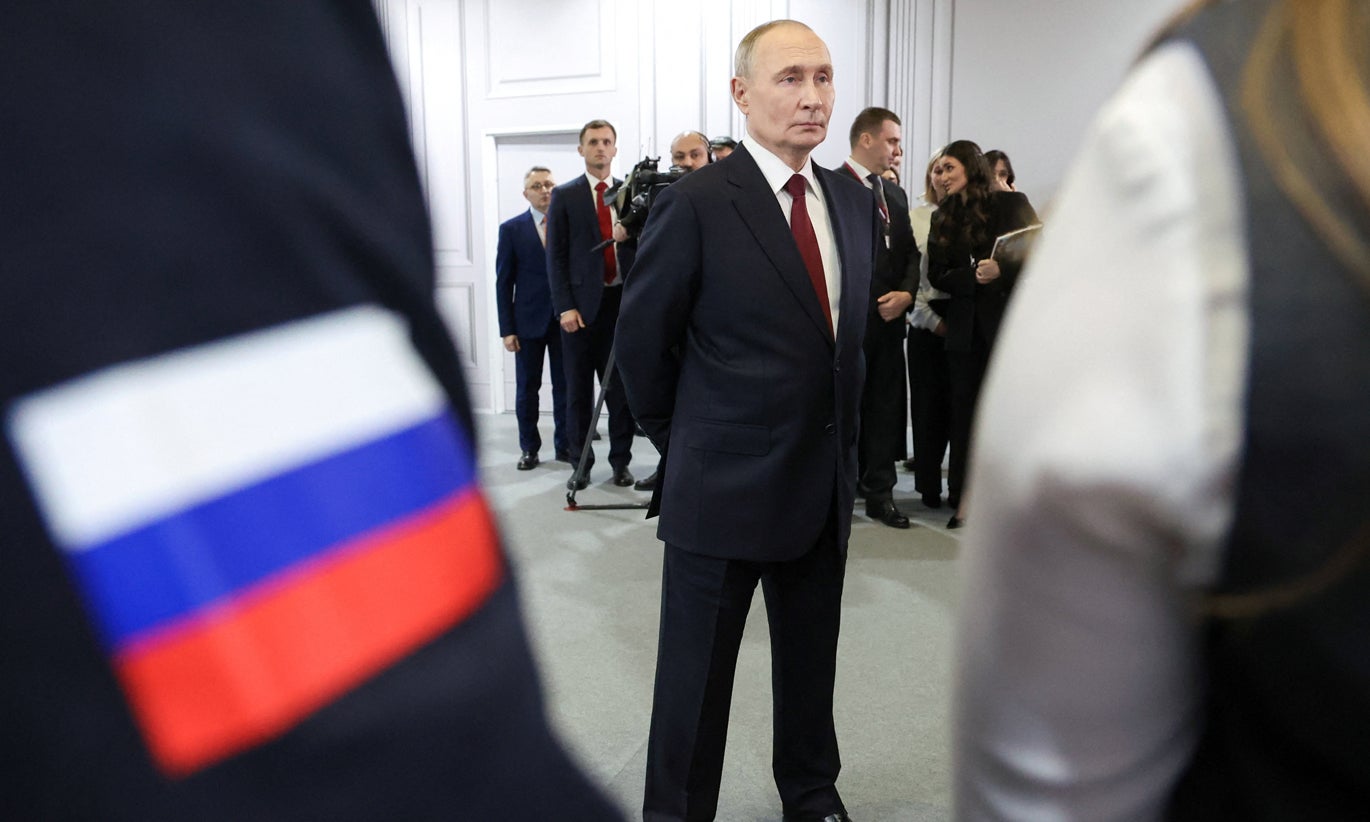 Ucrânia. Putin admite garantir segurança em caso de eleições presidenciais