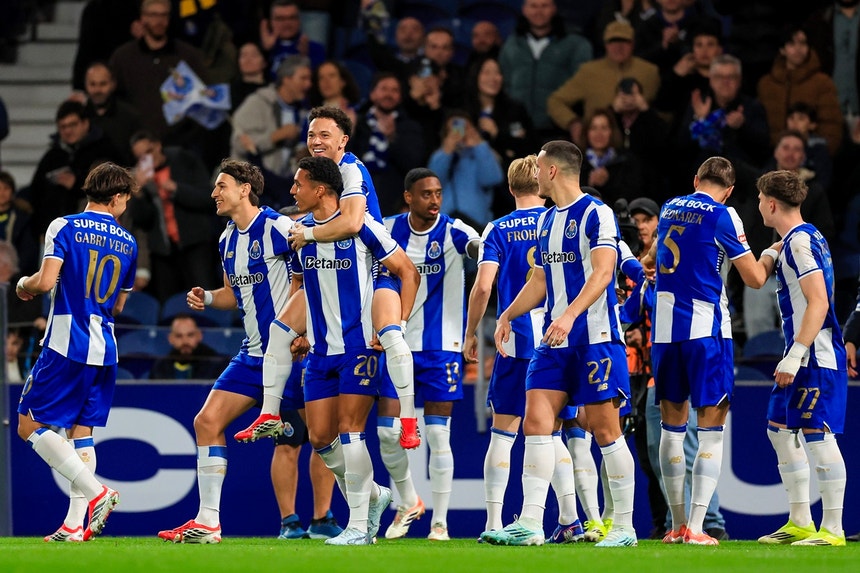 Imagem de André Villas-Boas encara sorteio "difícil" com "responsabilidade histórica"