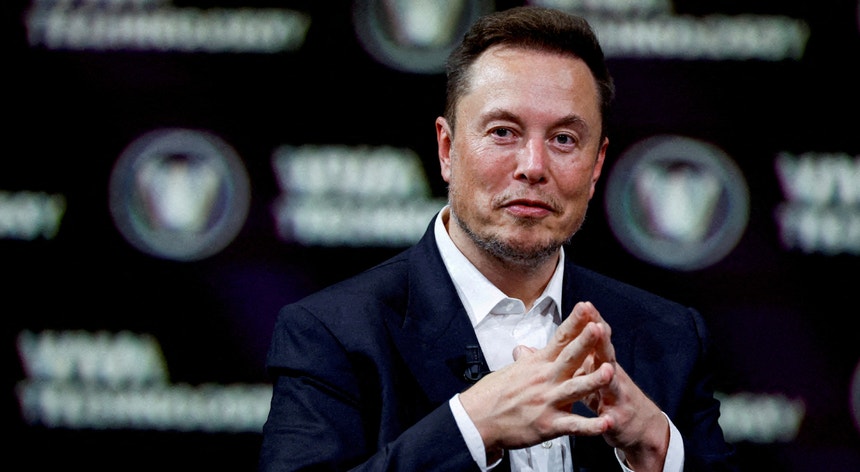 Elon Musk participa na conferência "Viva Technology" em Paris, França, 16 de junho de 2023. 
