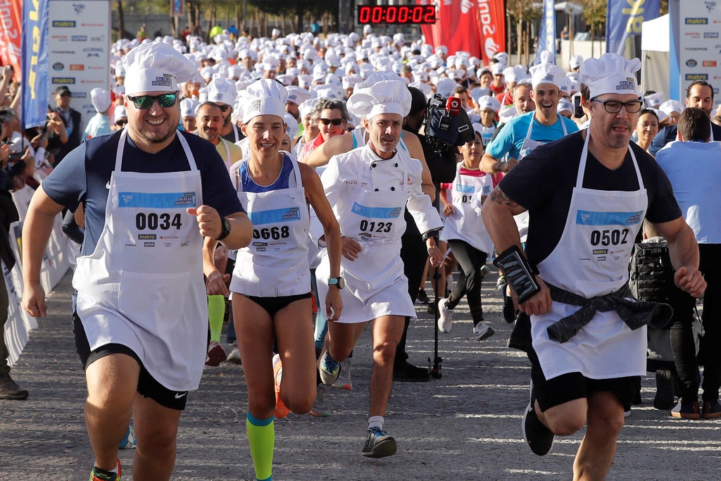 Imagem ilustrativa: Chef`s correm ruas de Madrid de avental