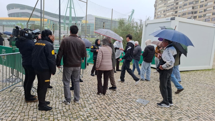Imagem de Eleições no Sporting. Sócios escolhem hoje Bruno Sá ou Frederico Varandas para a presidência
