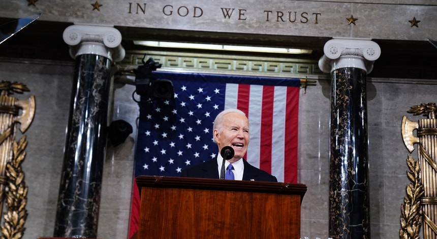 Imagem relacionada com a notícia: Joe Biden alerta para os perigos que a liberdade e a democracia correm no mundo
