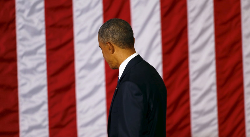 Ao 12.º veto de Obama em oito anos, o Capitólio contrariou pela primeira vez uma decisão do Presidente
