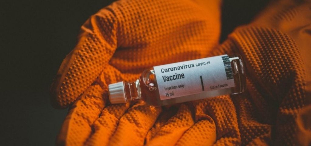Brasil rejeita uso de vacina Coronavac em crianças e adolescentes - Vimarsana News