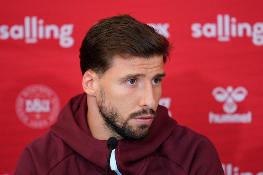 Rúben Dias rejeita polémica: "Não há risco" de mau ambiente no balneário
