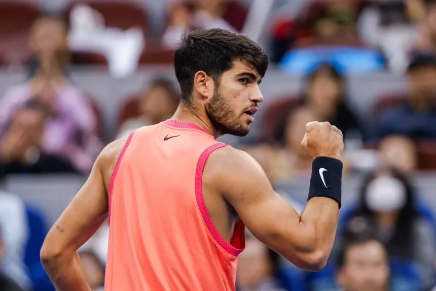 Alcaraz está firme nas ATP Finals, em Turim
