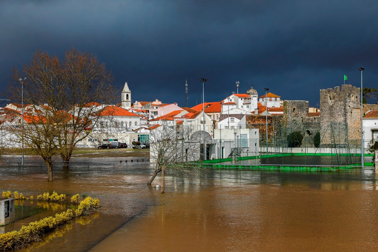 Depressões cada vez mais severas. Portugal é um dos países mais expostos, aponta climatologista Carlos da Câmara