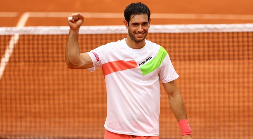 Imagem de Nuno Borges apura-se para a segunda ronda em Atenas