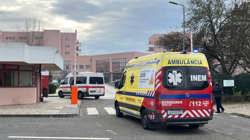 Imagem de Amadora-Sintra. Doentes urgentes esperam mais de 12 horas para primeira observação