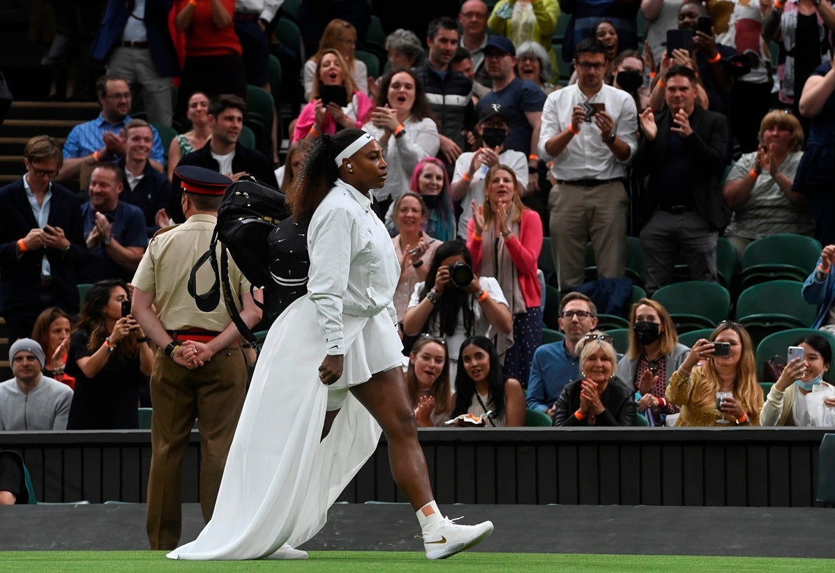 Serena Williams vai regressar ao ténis profissional para jogar pares em Queen`s