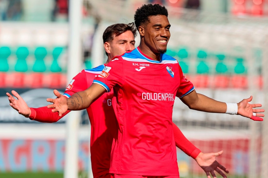 Imagem de Estrela e Gil Vicente empatam a duas bolas