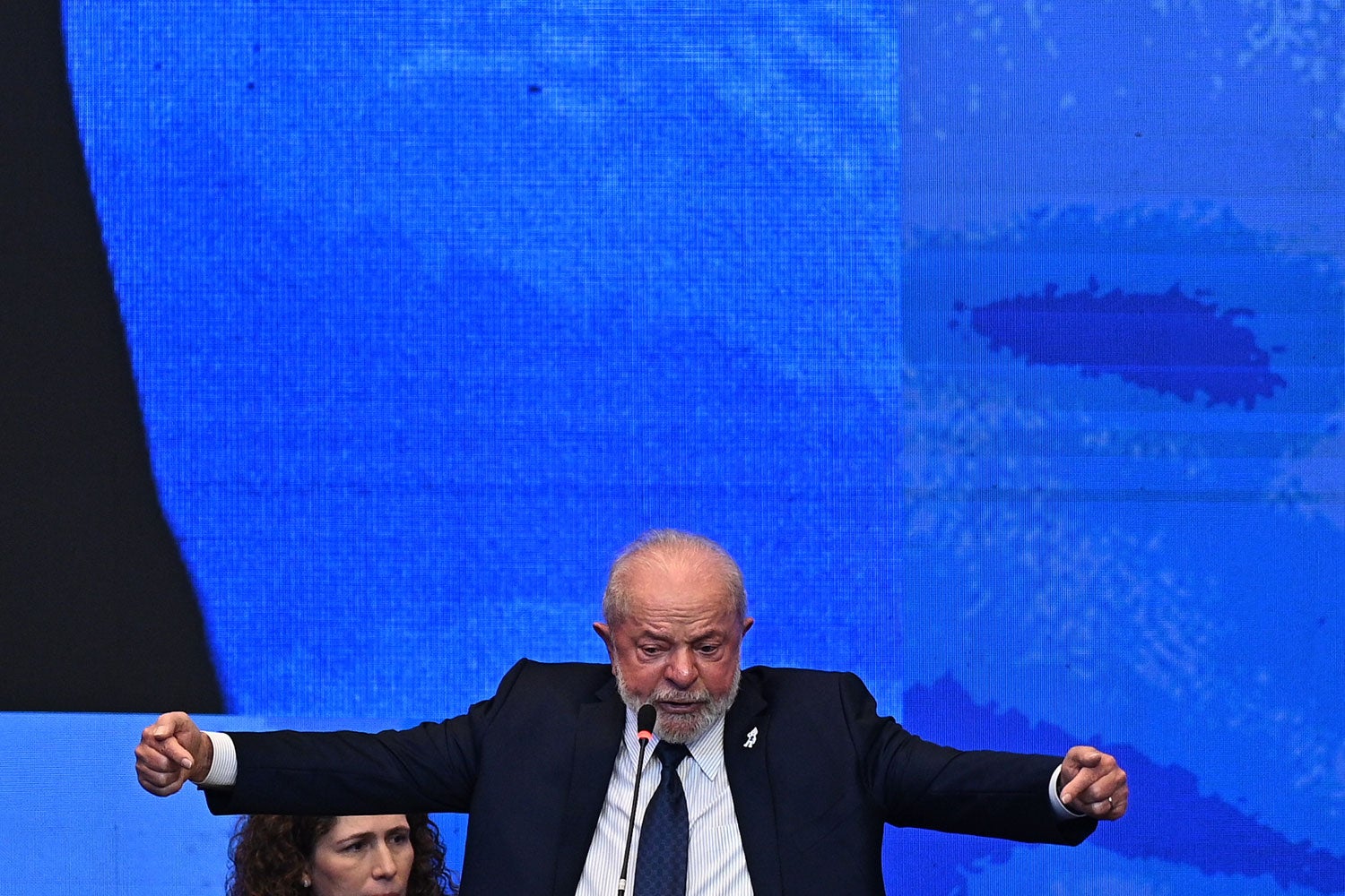 Lula da Silva defende enriquecimento de urânio no Brasil para fins pacíficos