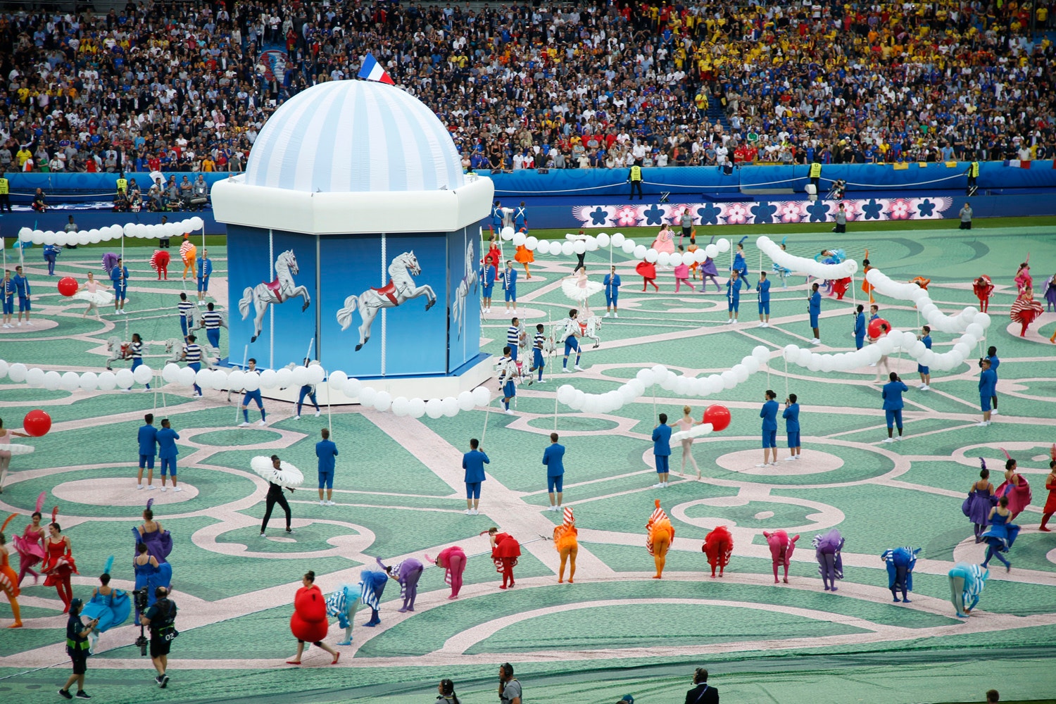  Charles Platiau - Reuters 