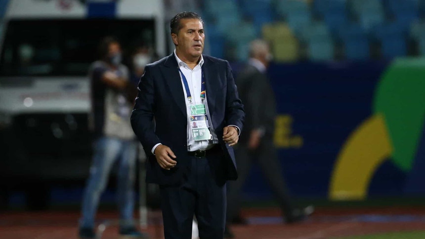 Imagem de José Peseiro orgulhoso e motivado no regresso à Arábia Saudita para treinar AlUla