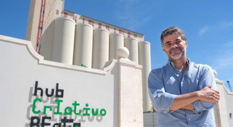 A fábrica de unicórnios, dirigida por Gil Azevedo, irá ajudar a "escalar" startups com potencial para se transformarem em empresas
