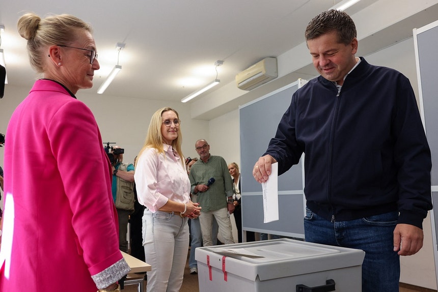 Imagem de Eleições Estaduais na Alemanha. Eleitores vão às urnas na Saxónia-Anhalt