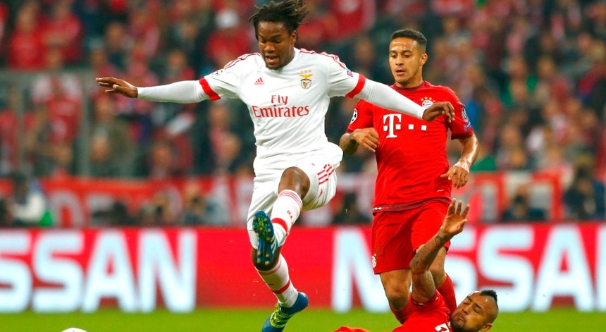 Renato Sanches no jogo contra o Bayern de Munique
