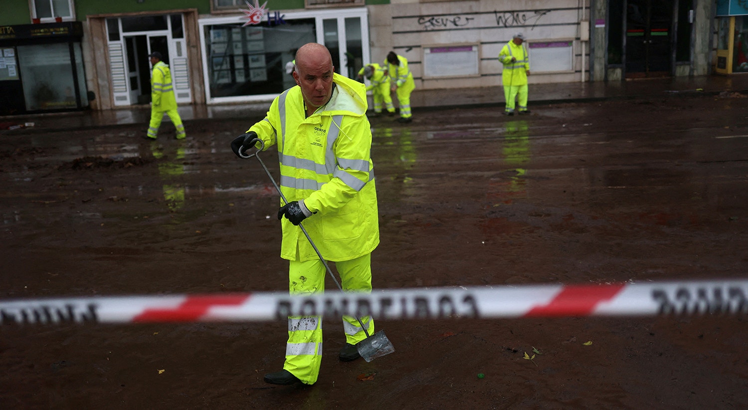  Alg&eacute;s | Pedro Nunes / Reuters 
