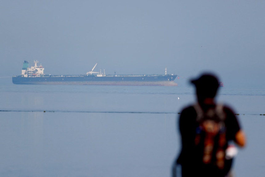 EUA voltam a prolongar isenção de sanções a petróleo russo retido no mar