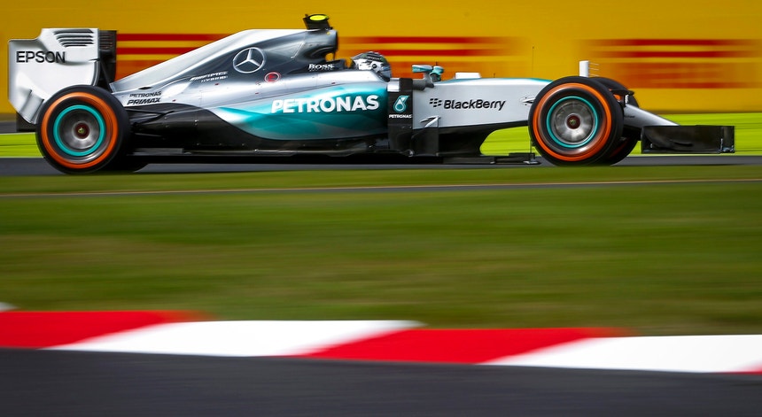 Rosberg conquista a 2ª pole do ano
