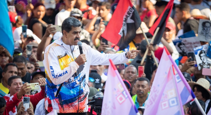 Maduro e a lei que defende a Guiana Essequiba como território venezuelano
