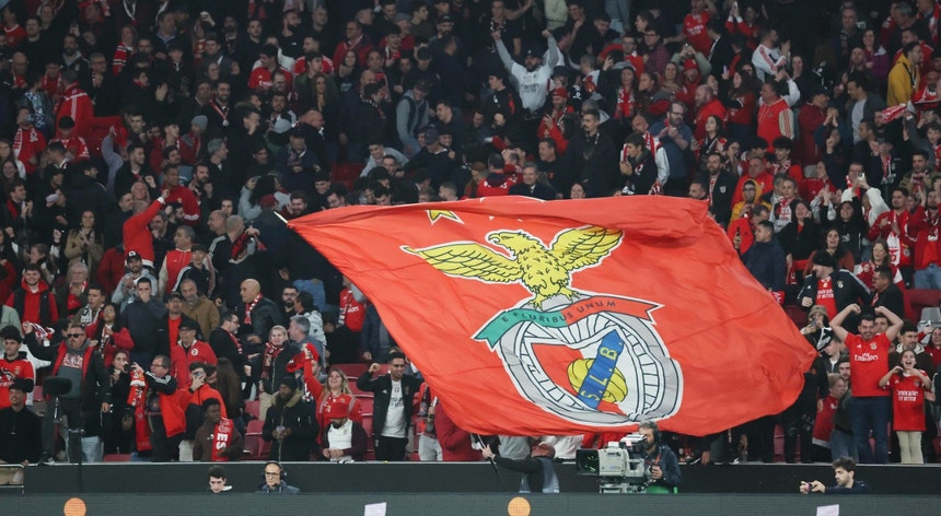 O Benfica dá-se bem com os franceses na Luz
