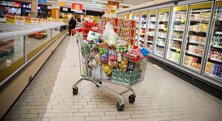 Für einen Korb mit 46 Lebensmitteln gilt die Null-Mehrwertsteuer