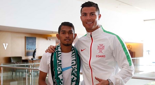 Martunis com Cristiano Ronaldo
