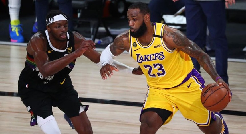 Os Lakers estão nos play-offs da NBA
