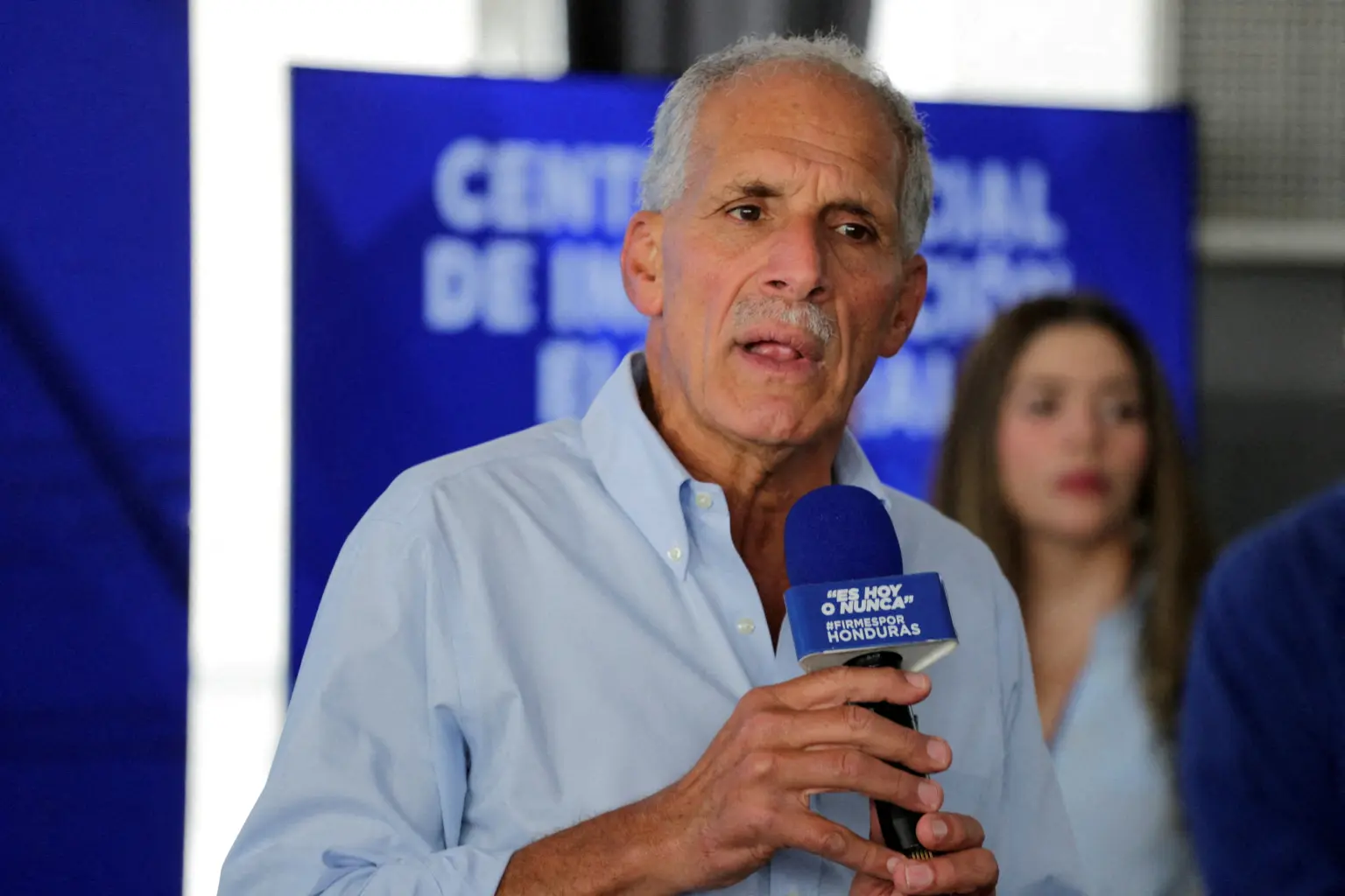 Presidente das Honduras afirma que massacre em plantação 