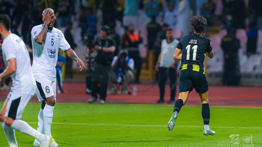 Al Ittihad vence na AFC Champions League com golo de Jota