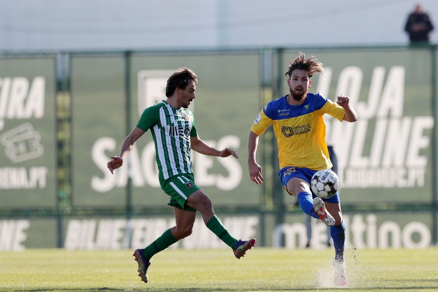 Estoril Praia vence Rio Ave e segue para os "quartos" da Taça