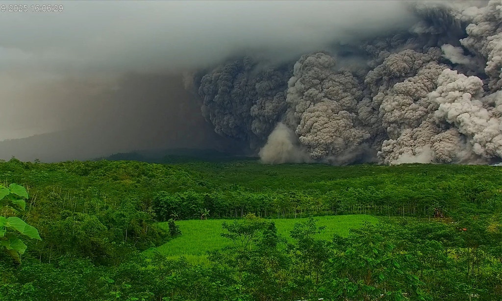 Imagem ilustrativa: Vulcão Mount Semeru