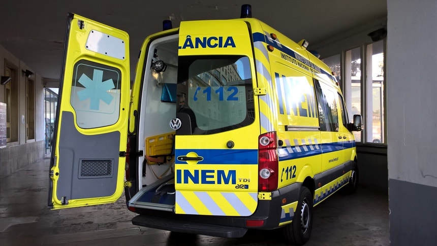 Novamente paradas todas as ambulâncias de emergência médica do Algarve