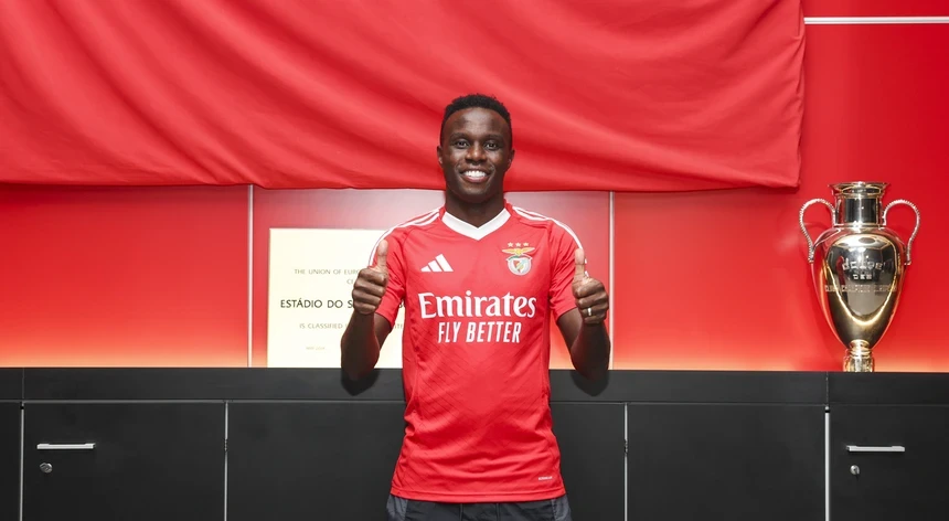 Imagem de Bruma regressa aos treinos do Benfica mais de cinco meses depois