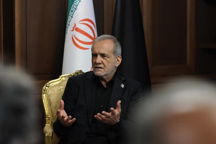 Presidente iraniano rejeita ter ameaçado renunciar durante negociações sobre Ormuz
