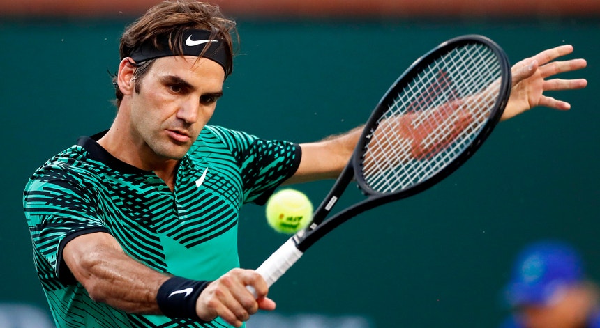Federer voltou a subir no "ranking" mundial de ténis
