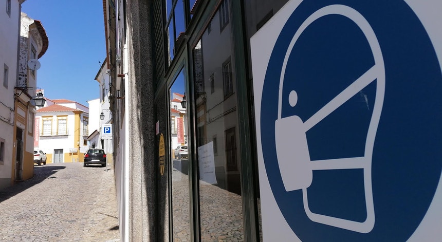 Suspeitas de fraude durante pandemia. Procuradoria Europeia detém uma pessoa em Portugal