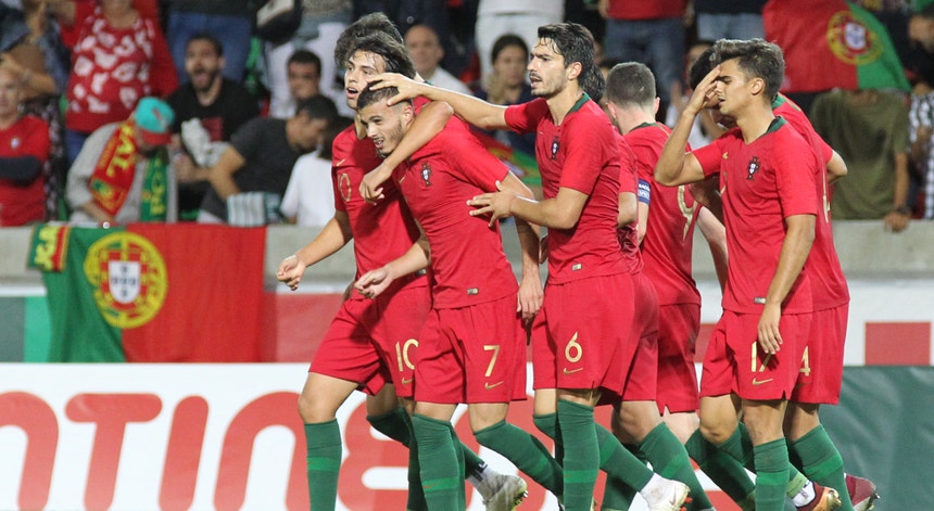 A seleção portuguesa terá de ultrapassar os polacos para estar na fase final do Euro'2019
