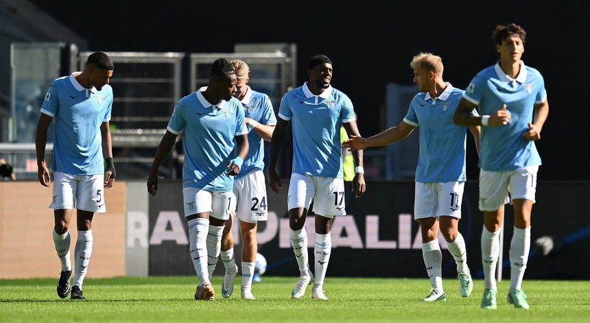 Imagem de Nuno Tavares abre triunfo da Lazio com golaço frente ao Monza
