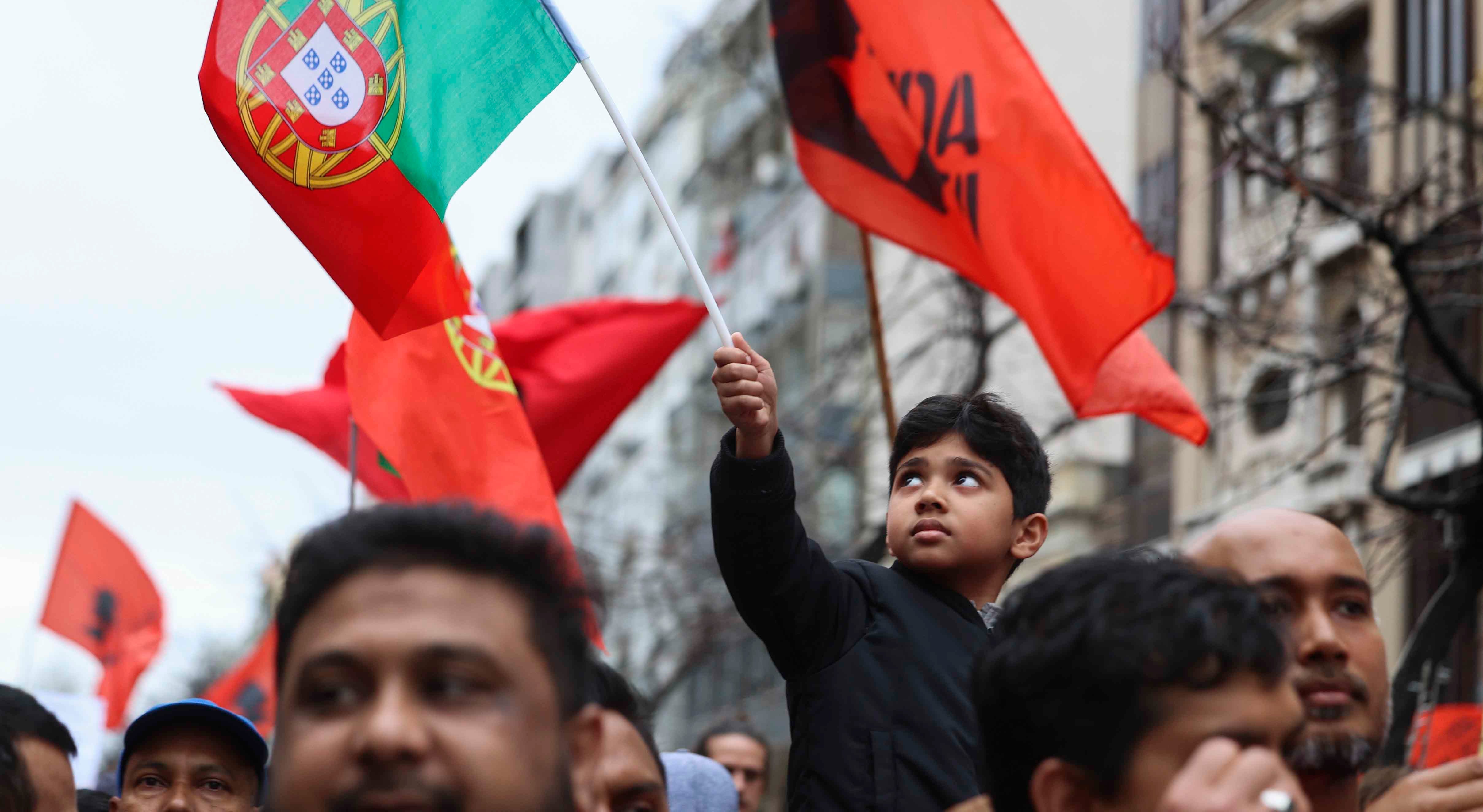 Milhares de Pessoas Protestam Contra o Racismo em Lisboa