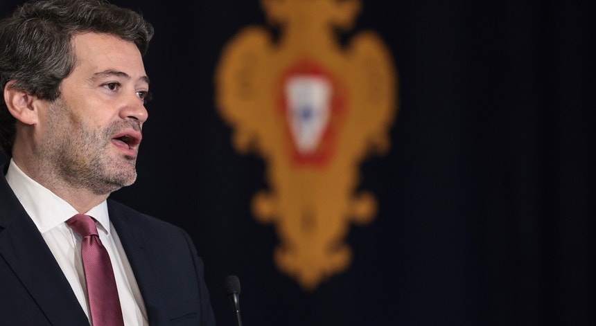 Imagem de Ventura diz que tem a garantia que haverá dois nomes indicados pelo PSD e um pelo Chega para TC